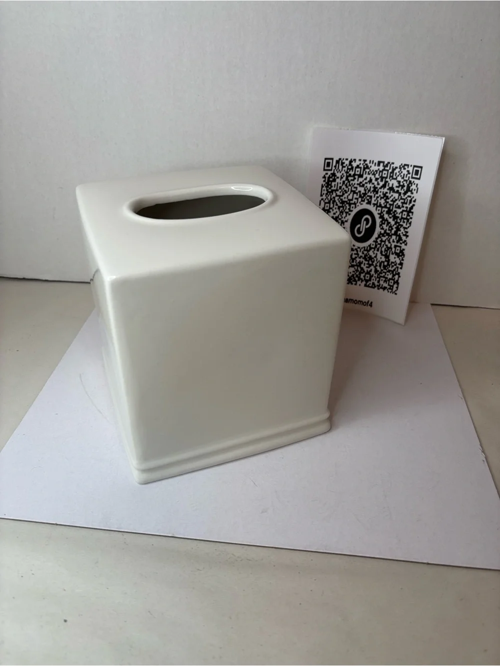 Fleurs de Jardin White Ceramic Tissue Box Cover